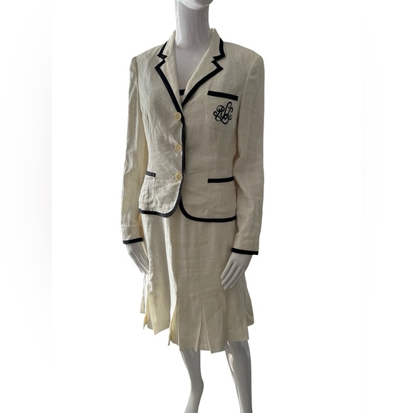 Ralph Lauren Cream and Black Blazer with Classic Lapel - Picture 6 of 6